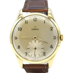 1950 Jumbo Omega with Sub Seconds Arabic numerals Model 2620 in solid 18ct yellow Gold Case