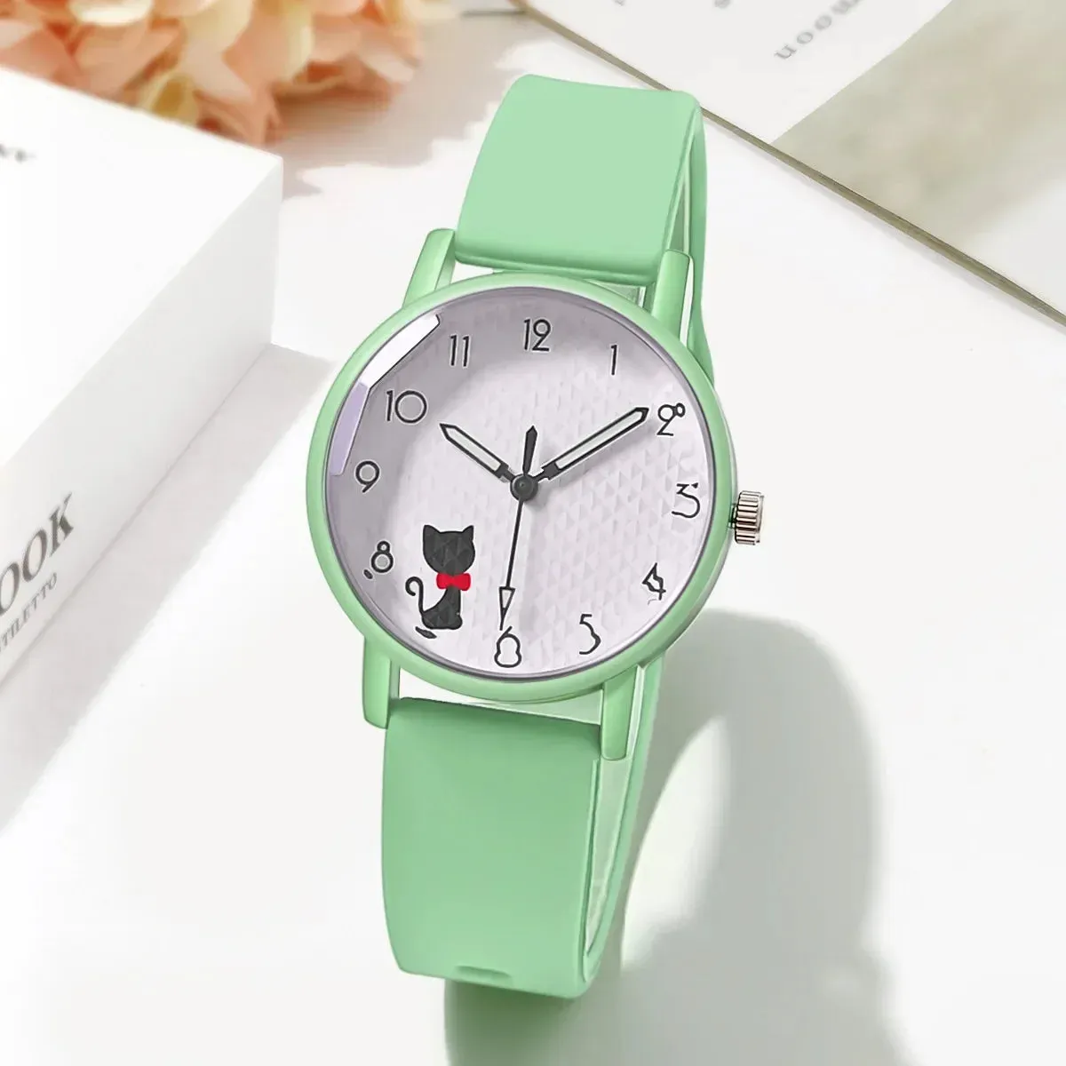 Cute Girl Quartz Watch Lovely Cat Dial Silicone Strap