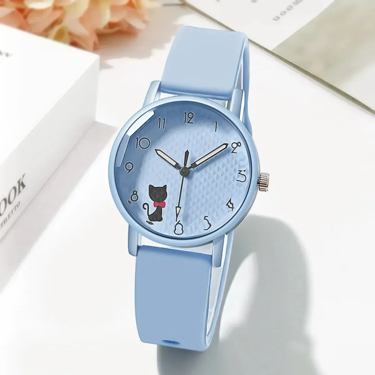 Cute Girl Quartz Watch Lovely Cat Dial Silicone Strap