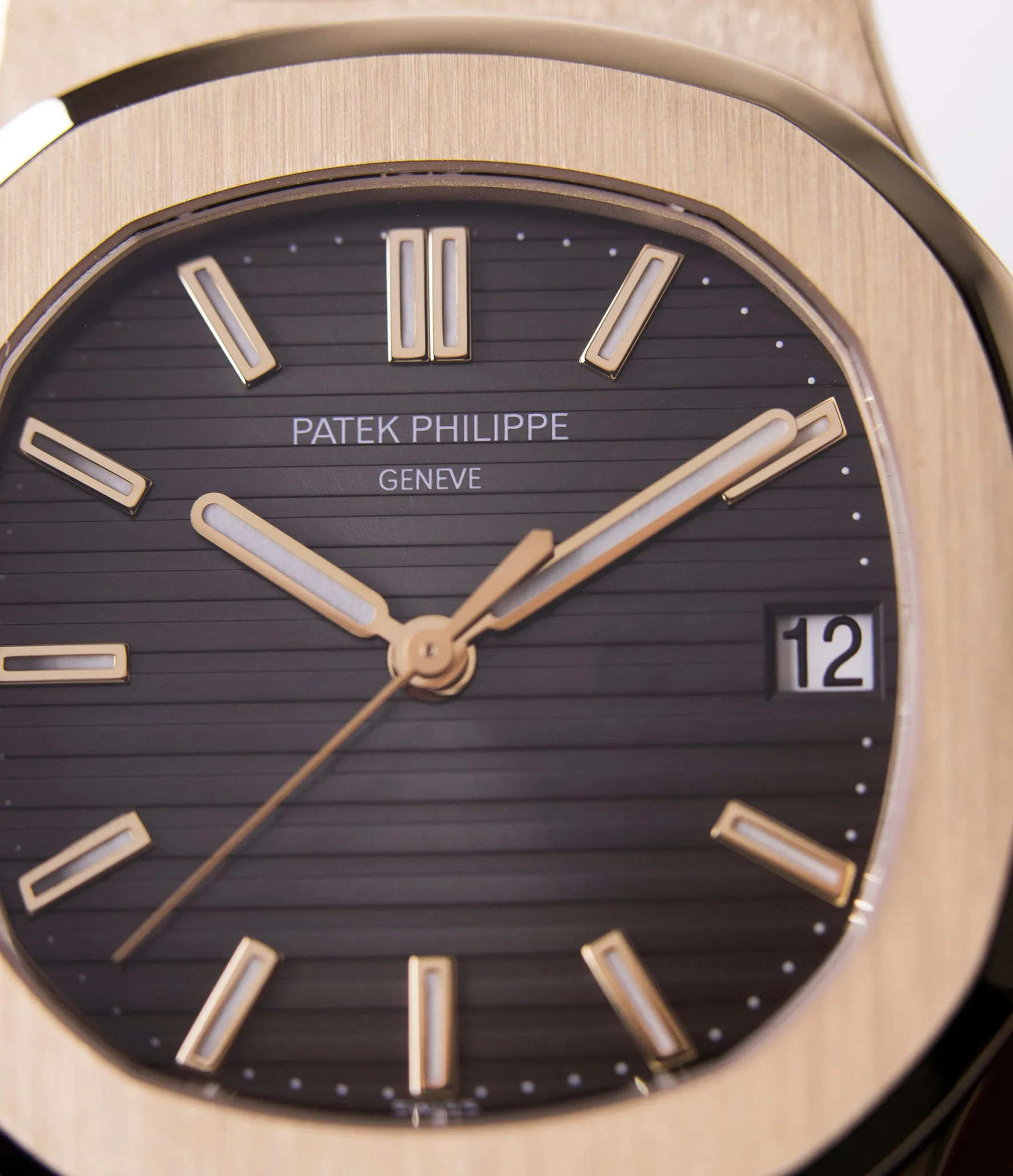 Nautilus 5711R-001 | Rose Gold