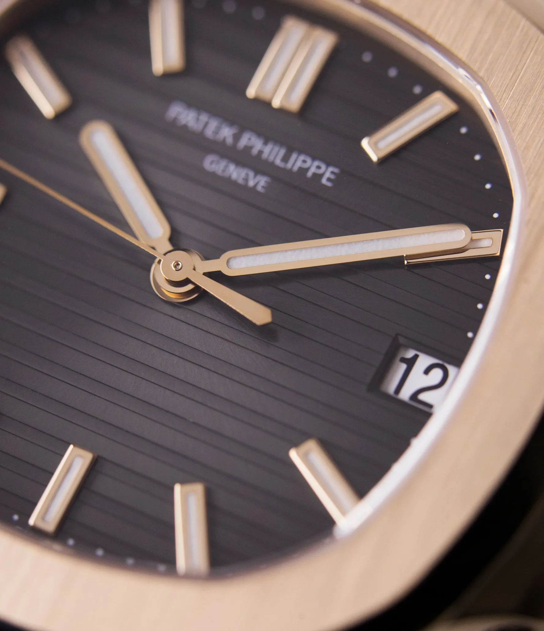 Nautilus 5711R-001 | Rose Gold