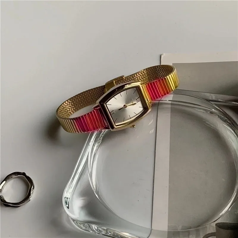Retro Solid Color Horseshoe Buckle Quartz Women's Watches