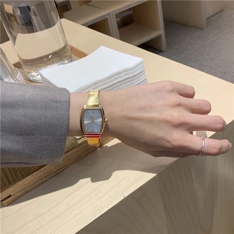 Retro Solid Color Horseshoe Buckle Quartz Women's Watches